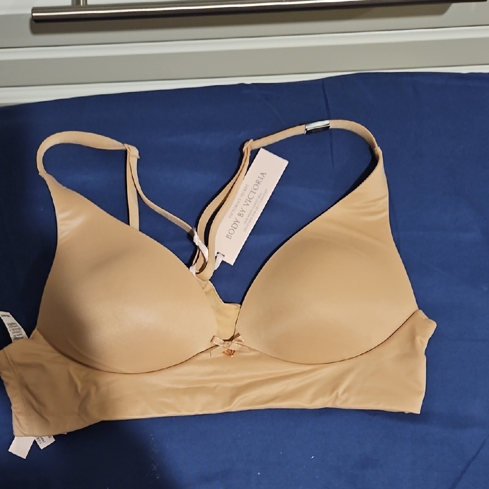 Victoria's Secret Tan Seamless Bra Intimates & Sleepwear